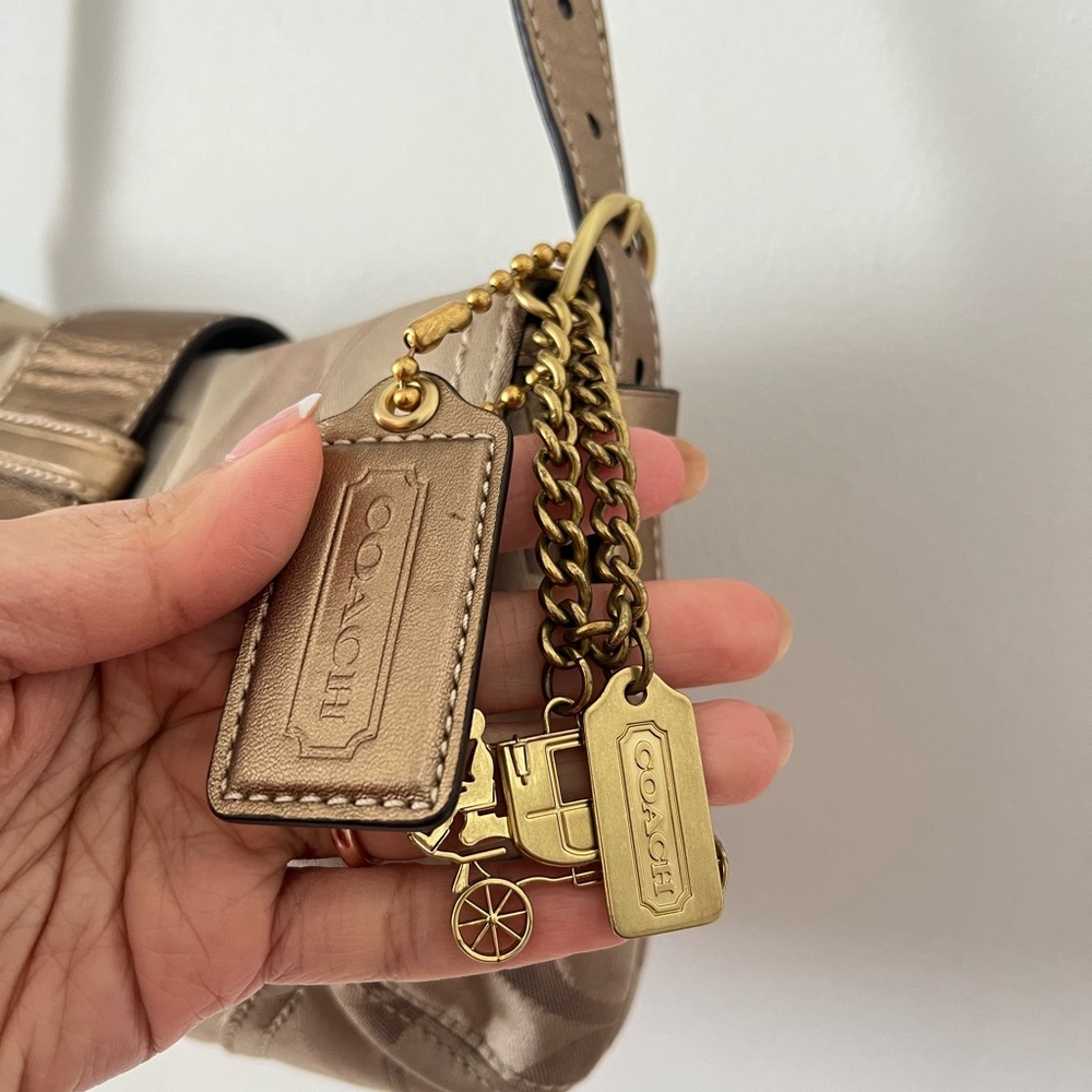 Coach Beige and Brown Shoulder Bag - Picture 7 of 11